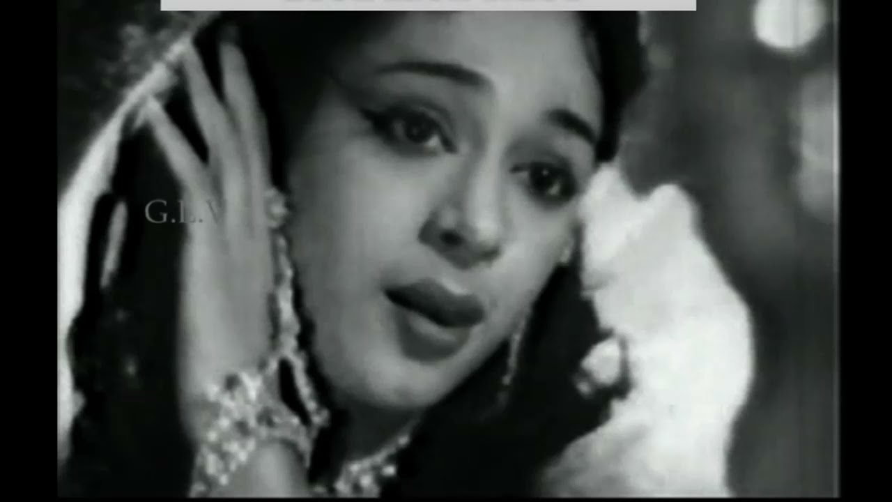 Ponnu Vilaiyum Boomi